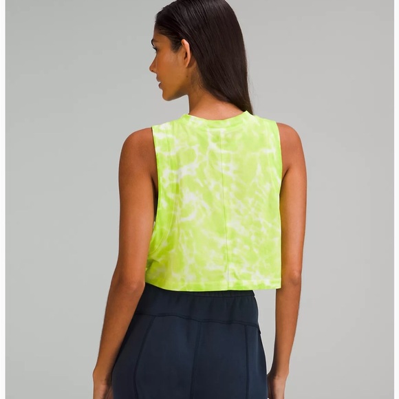 NWT Lululemon Cropped Tank Top Tie Dye Marmoleado Highlight lime, size 6 - Picture 2 of 3